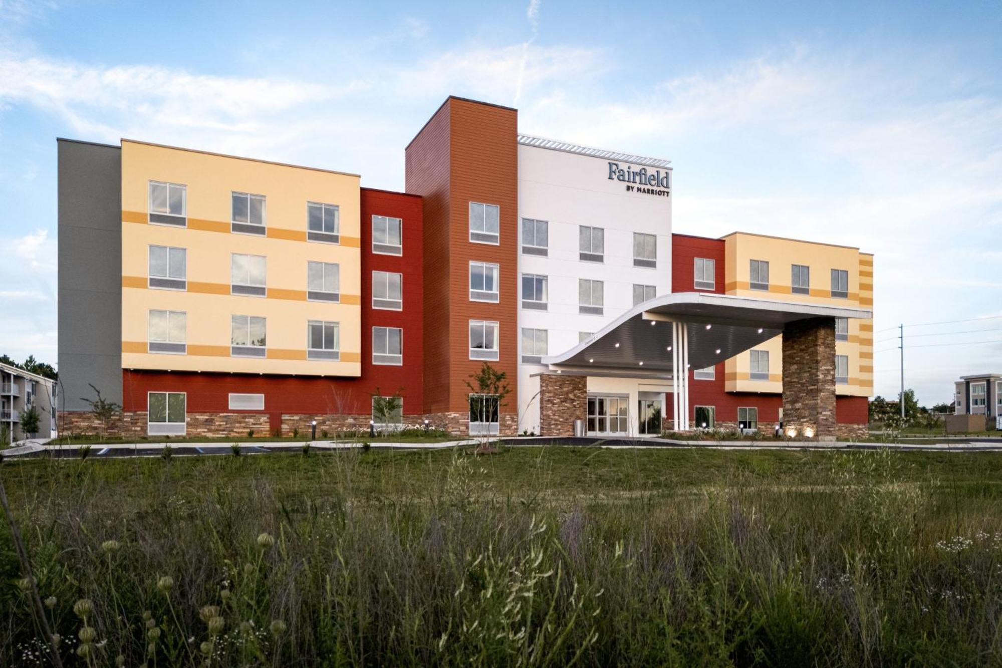 Fairfield By Marriott Inn & Suites คัลแมน ภายนอก รูปภาพ
