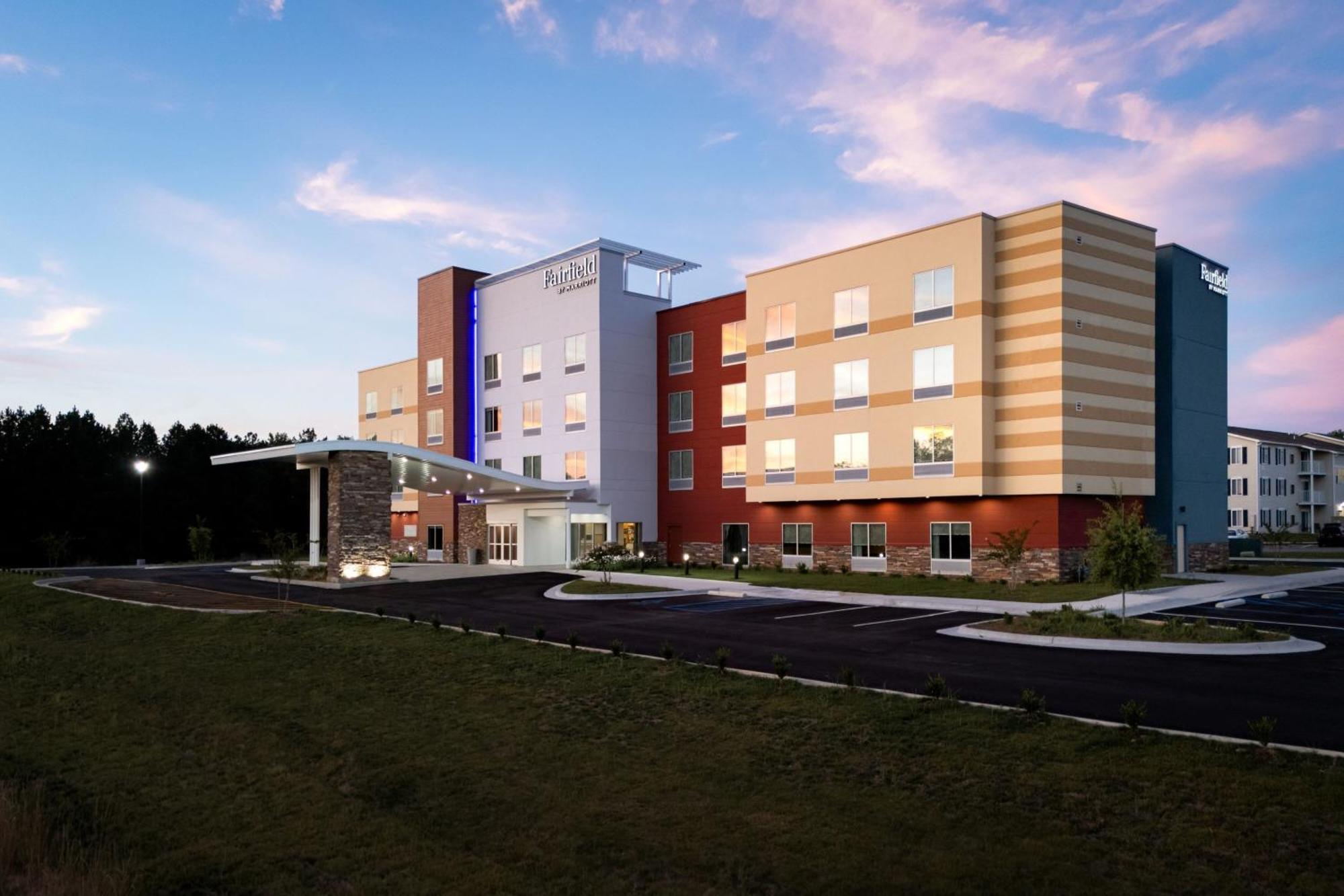 Fairfield By Marriott Inn & Suites คัลแมน ภายนอก รูปภาพ